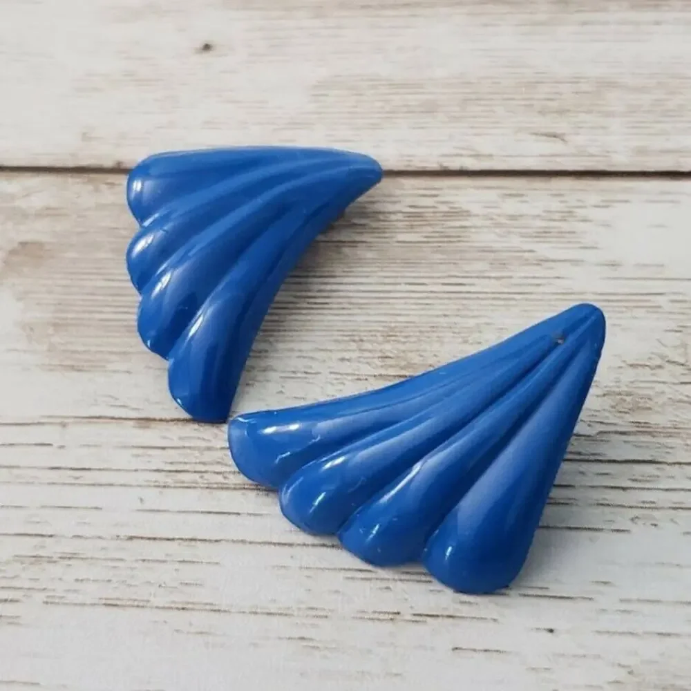 Vintage Clip On Earrings Blue Flourish Retro Earrings